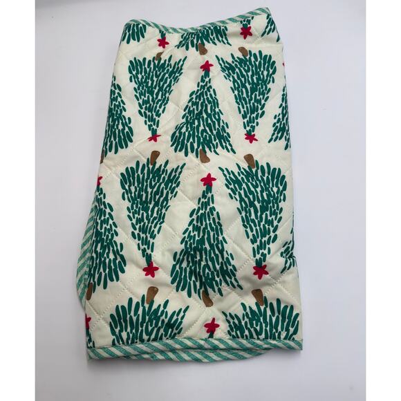 Modern Southern Home · Christmas Tree Quilted Pillow Sham Holiday Decor - Picture 2 of 5